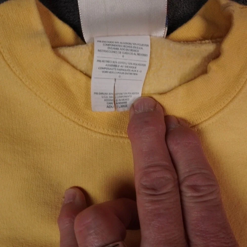 Vintage Ireland Shamrock Hanes PrintProSweatshirt Large Yellow‎ Embroidered 90s